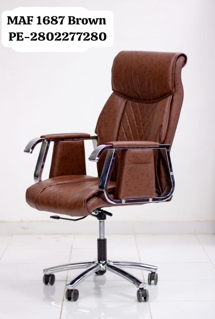 /images/chairs/maf_1687_brown.jpg